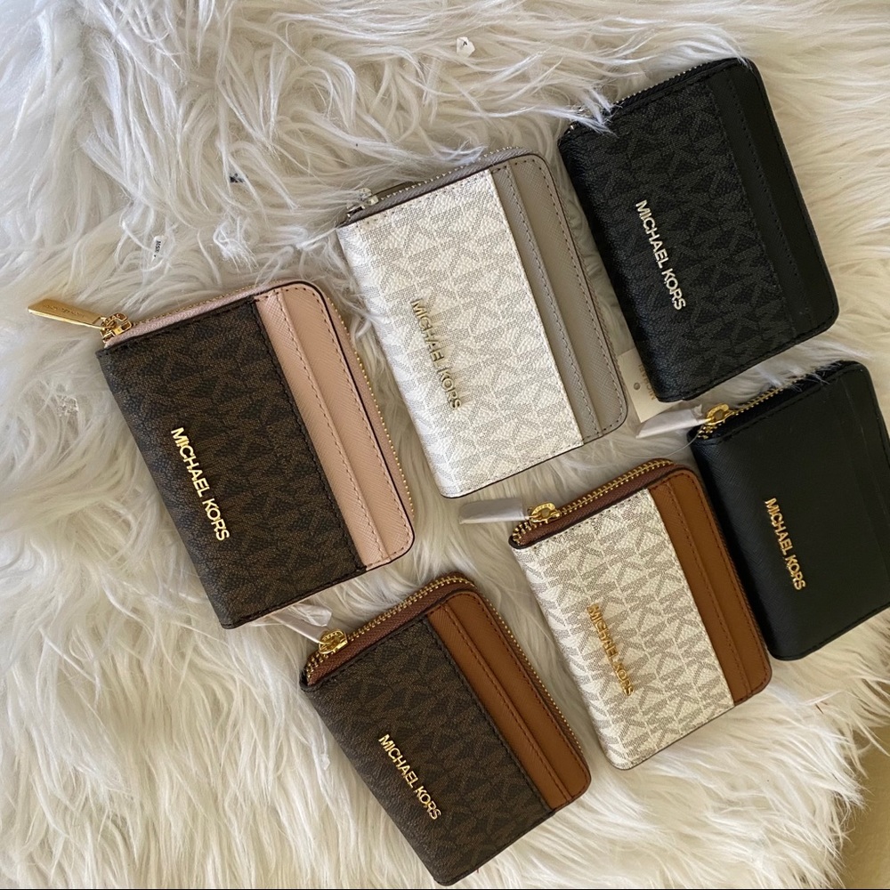 Firm✨Michael Kors medium card case wallet - Picture 3 of 14